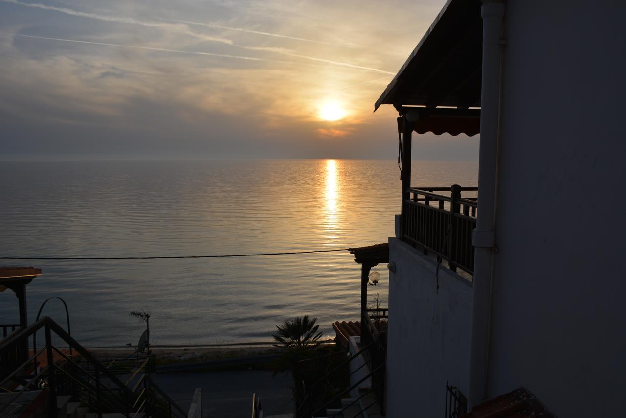 Villa Acrogiali Sunshine à Siviri Extérieur photo